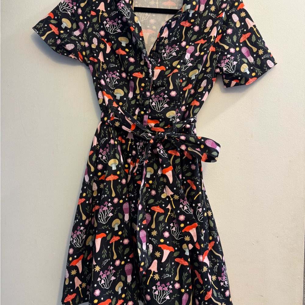 Eva Rose M Mushroom Mini Shirtwaist dress retro fun novelty print